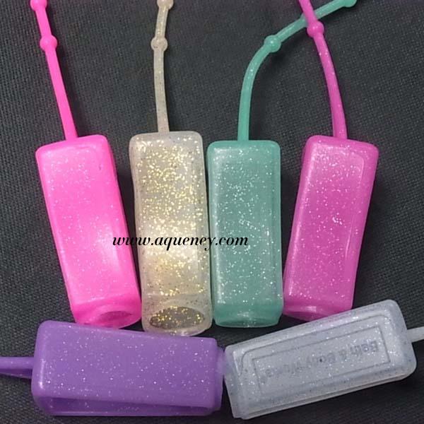 Wholesale bulk hand sanitizer,silicone hand bottle sanitizer holder