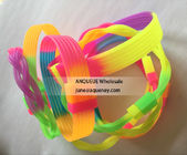 Cheapest Rainbow silicone bracelets, rainbow color rubber wristbands