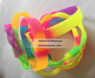 Cheapest Rainbow silicone bracelets, rainbow color rubber wristbands