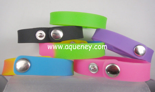 New arrival silicone band,silicone bracelet, custom silicone products with clasp