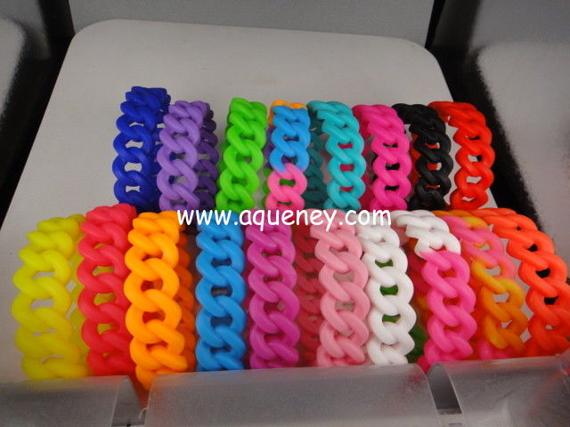 Promotional gift silicone braided bracelet, color twist braided silicone bracelet, Good quality