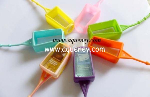 Promotional gift Hand Sanitizer silicone holder with empty Bottle