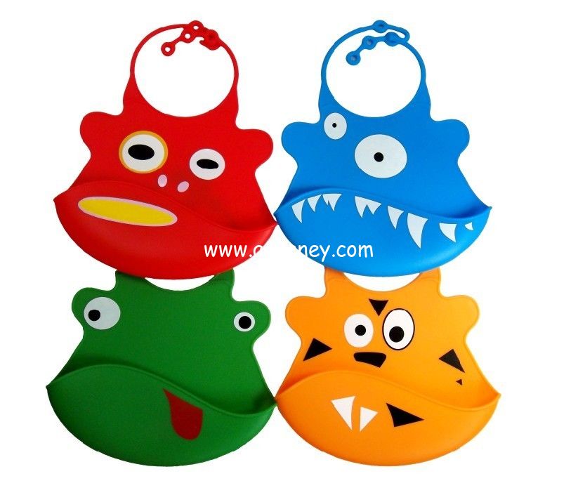 Silicone baby bibs With a built in crumb catcher and adjustable clasp
