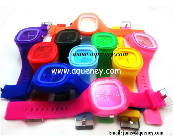 Wholesale Colorful Silicone Strap Watch for young